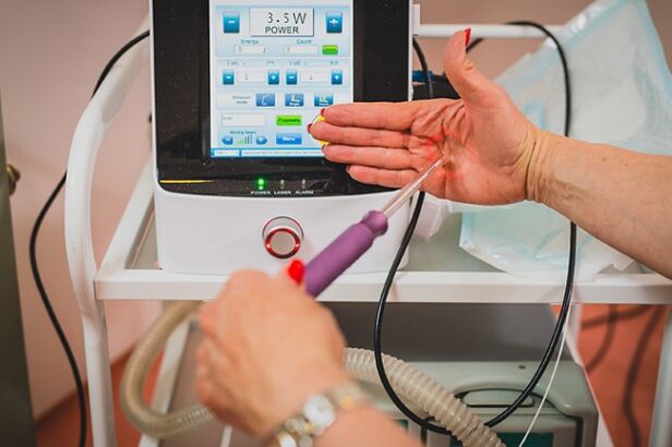 Gerät zur Behandlung von Krampfadern mittels endovasaler Laserkoagulation